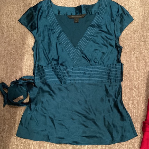 Express silk v-neck, tie back tops, teal and red, size XS - Picture 2 of 6